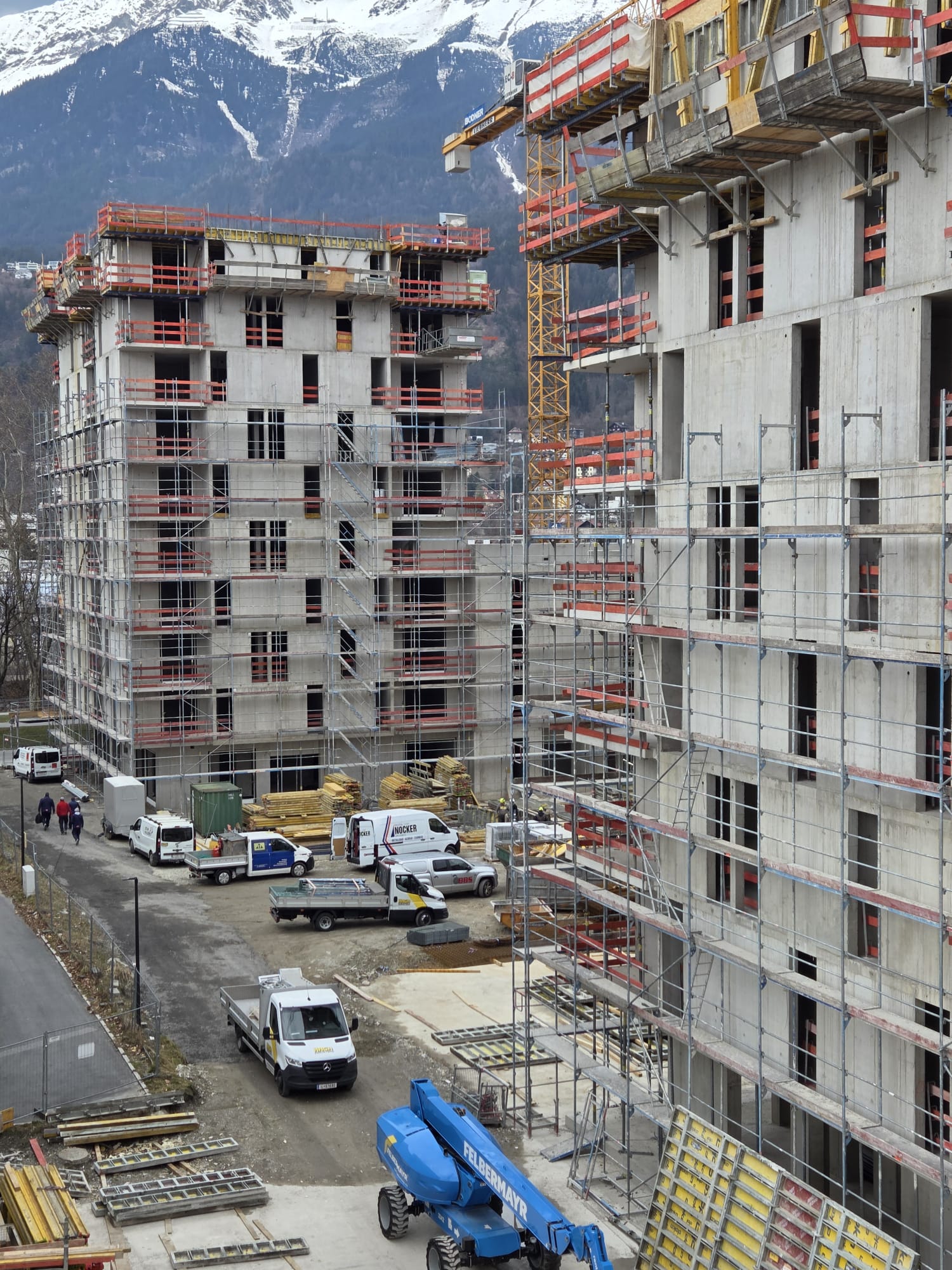 Übersicht der Rohbaubaustelle in Innsbruck